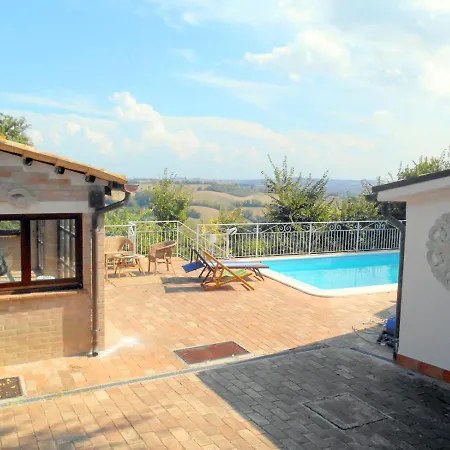 Agriturismo Casale Civetta מלון דירות Castel Colonna