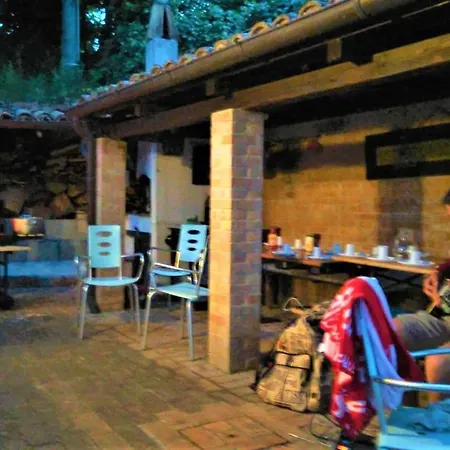 Agriturismo Casale Civetta * Castel Colonna